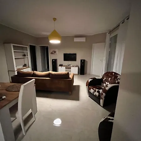 Bianca Villa Galugnano